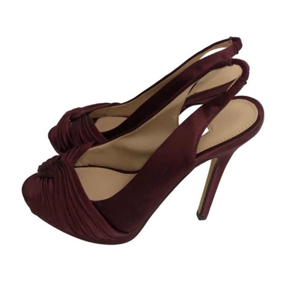 Nina satin burgundy slingback heel shoes. Sz 5.5M. New
